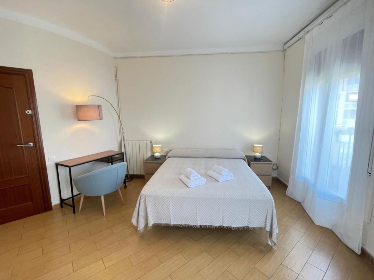 Rooms Nueva Valencia Барселона Экстерьер фото