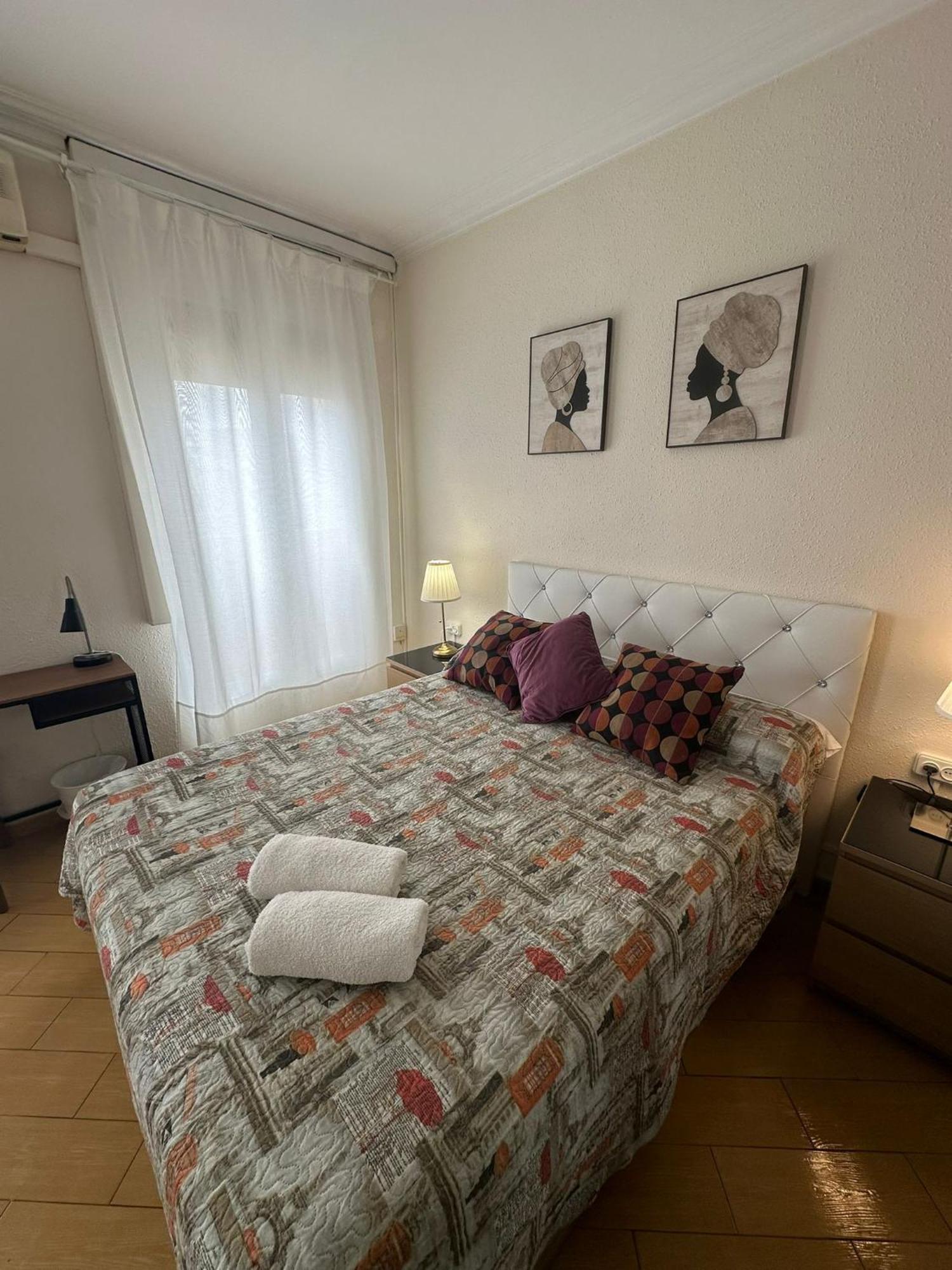 Rooms Nueva Valencia Барселона Экстерьер фото